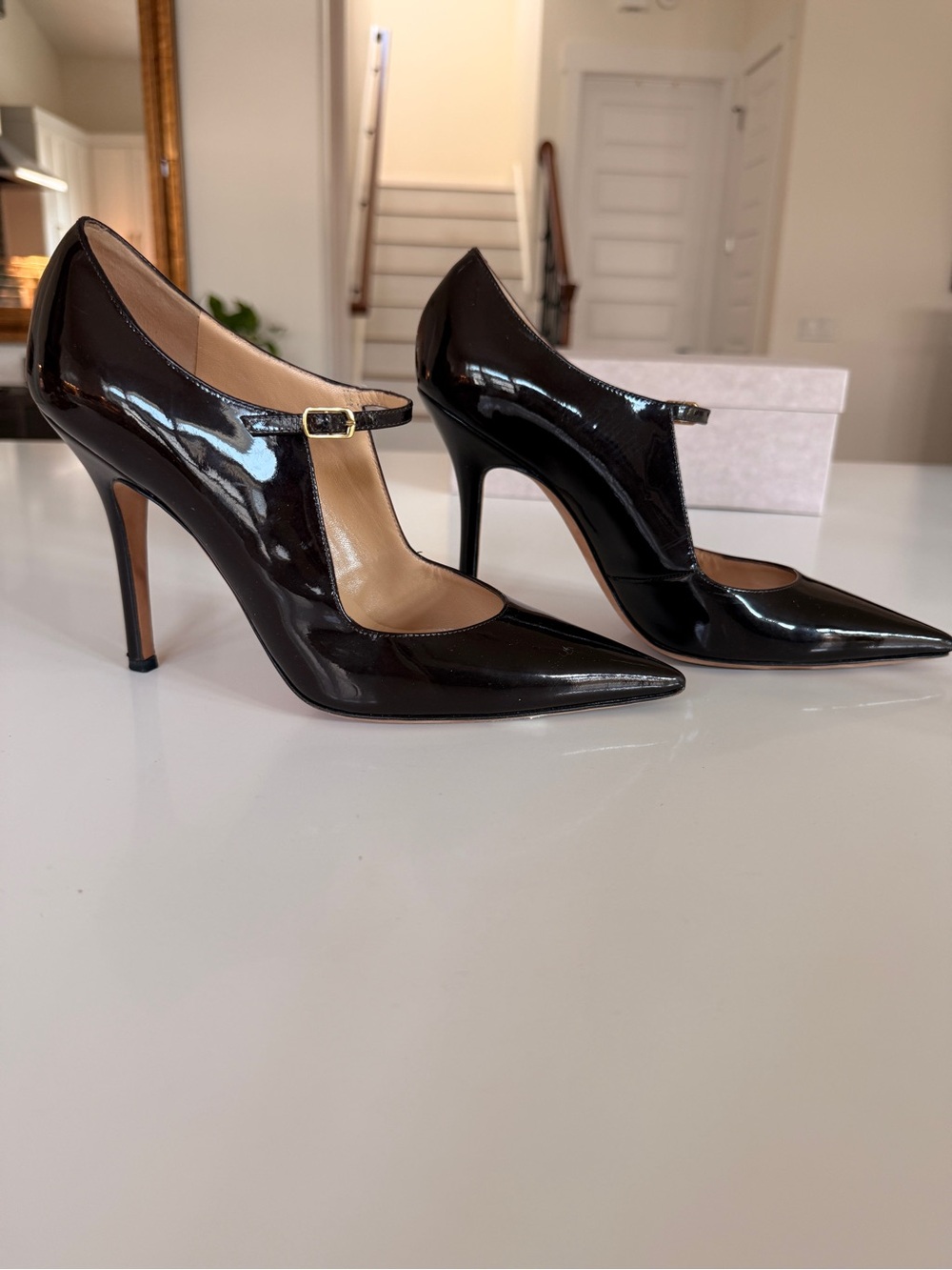 Manolo Blahnik Burgundy Patent Mary Jane Pointed Pumps with Gold Buckle - Picture 3 of 5